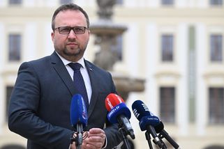 Jurečkův návrh na pozdější důchody kritizují demografové - Novinky